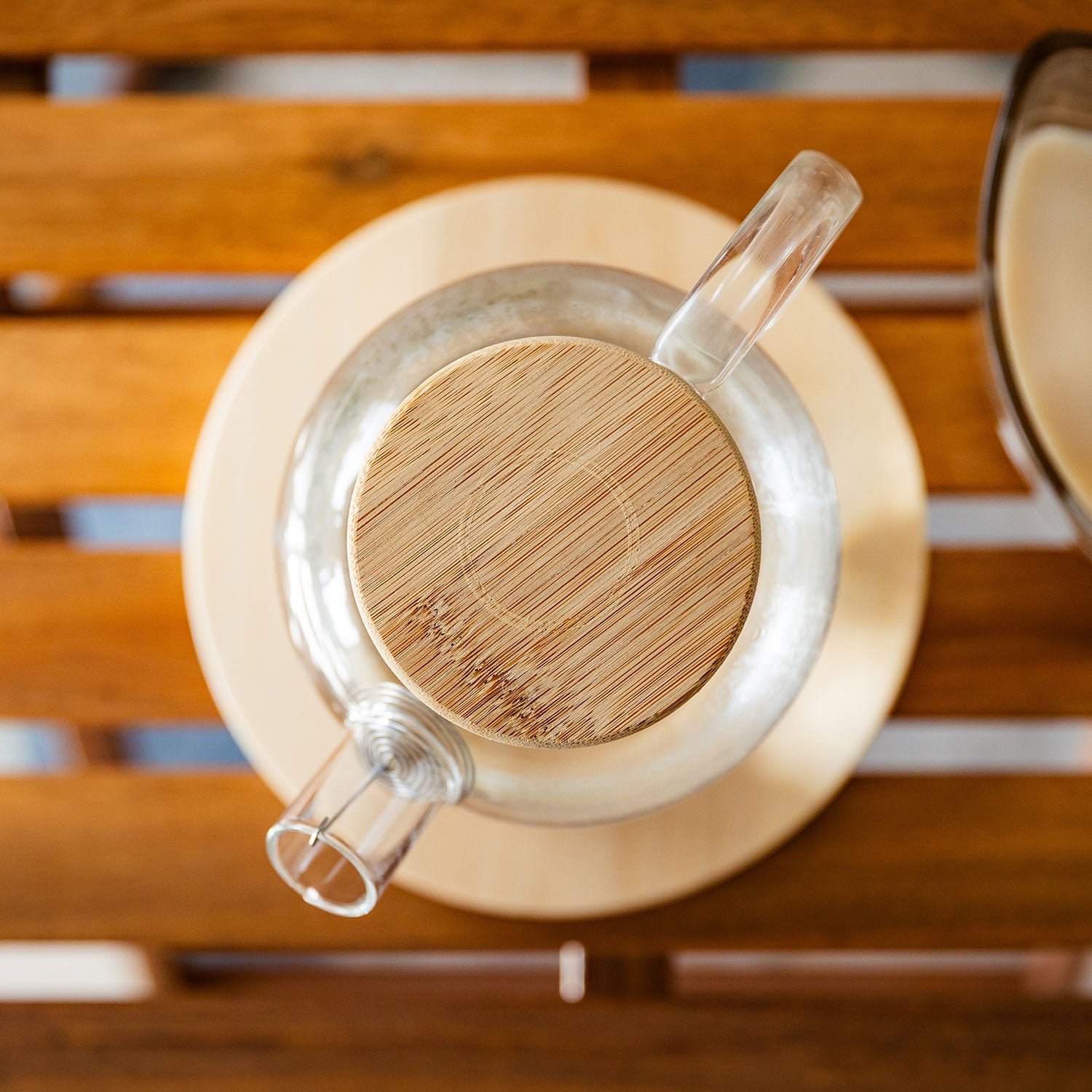 Vrč za magnetiziranje vode