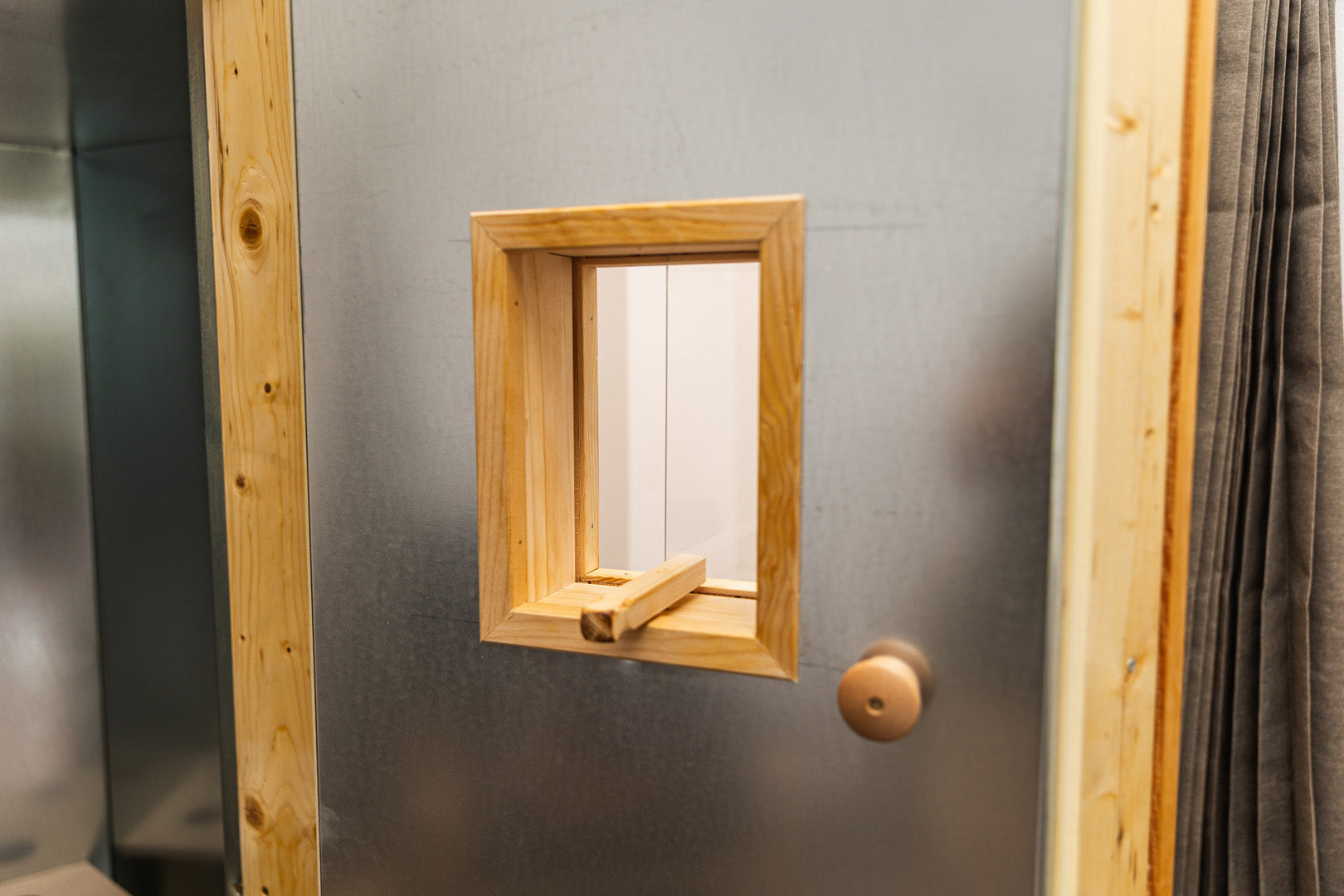 Kabina Naravnega Magnetizma