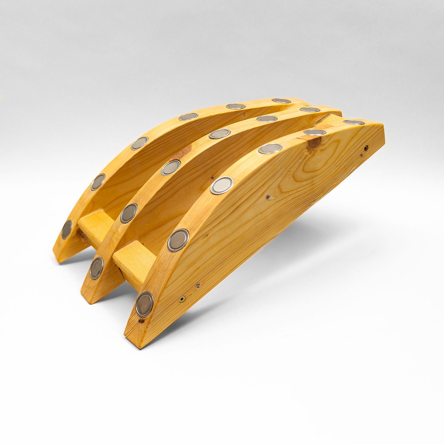 Lok za magnetno masažo hrbtenice