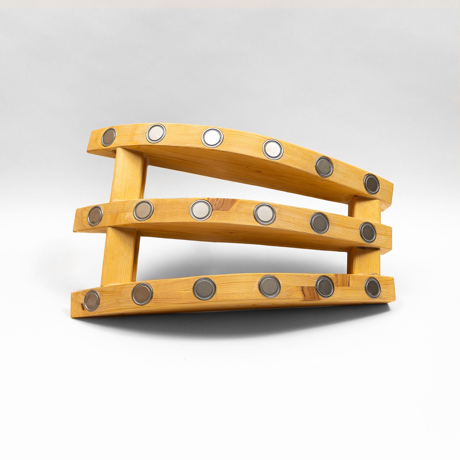 Lok za magnetno masažo hrbtenice